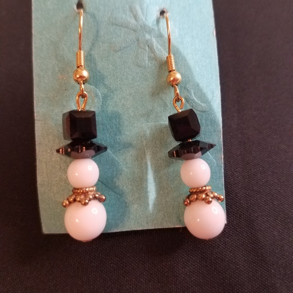 Jewelry - Snowman earrings j152